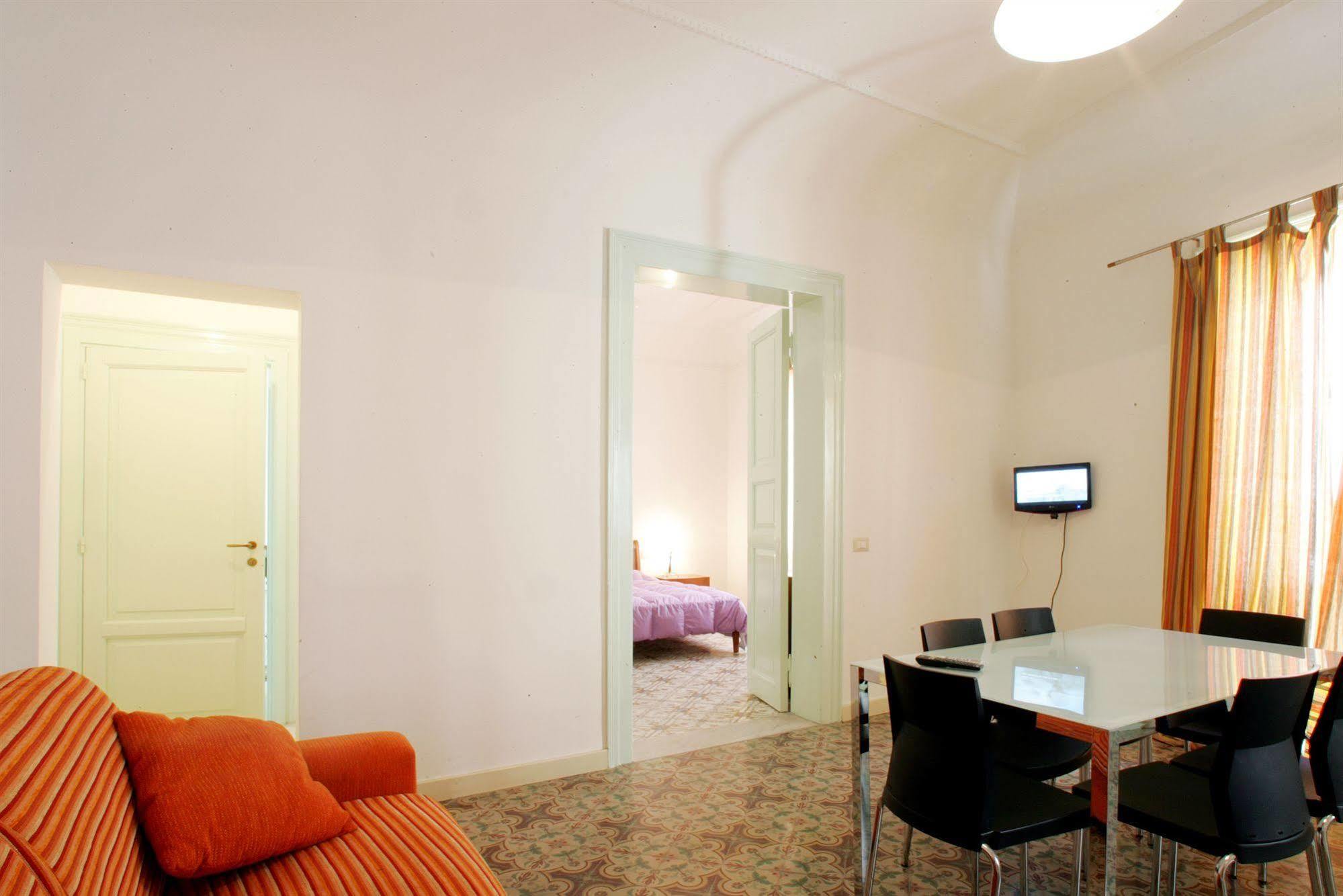Mansarda Con Terrazzo Apartment Trapani Bagian luar foto