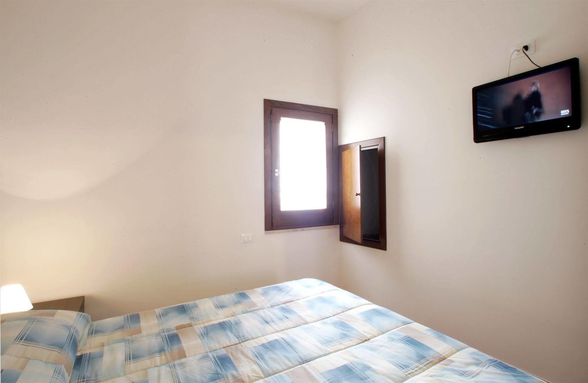 Mansarda Con Terrazzo Apartment Trapani Bagian luar foto
